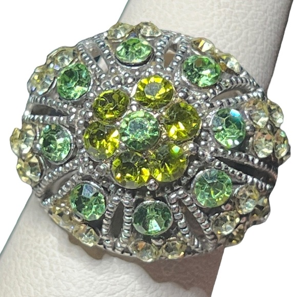 Vintage Green Rhinestone Dome Adjustable Silver Tone Ring - Picture 1 of 8